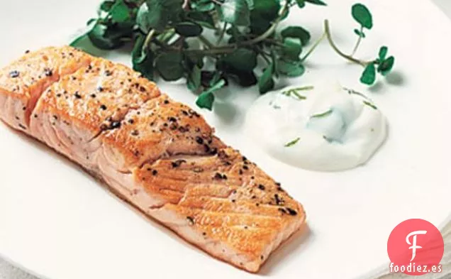 Salmón Braseado Con Aïoli De Lima Y Berros
