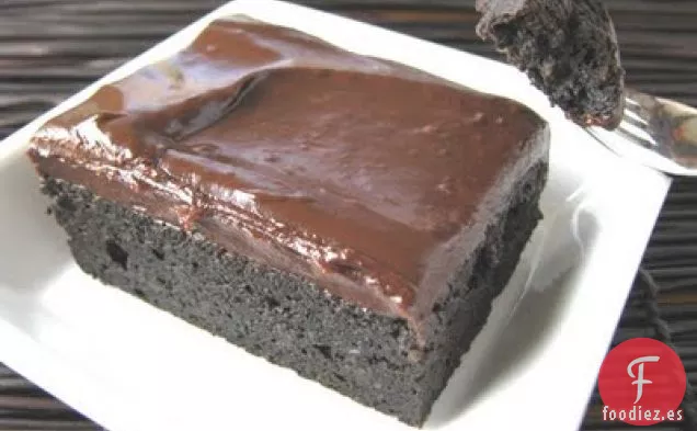 Brownies De Mascarpone De Chocolate Negro Con Ganache De Arándanos