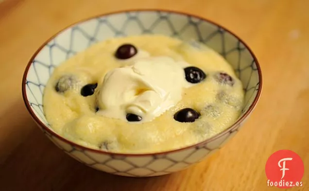 Polenta de Desayuno con Almendras y Arándanos