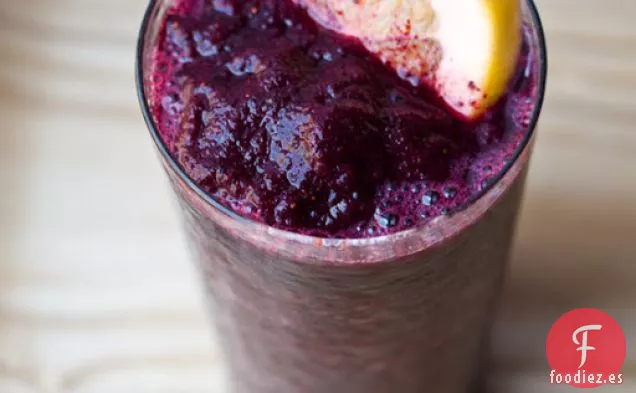 Agua Helada de Coco y Arándanos