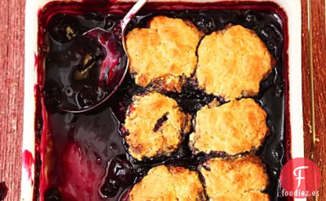 Tarta de cerezas y arándanos