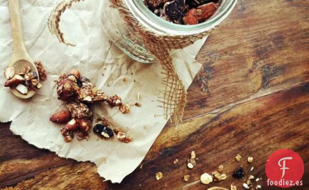 Granola de chocolate y cereza