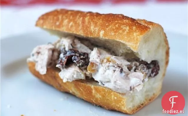 Ensalada de Pollo con cereza y nuez