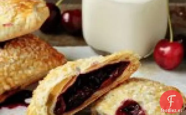 Pasteles de Cereza a Mano