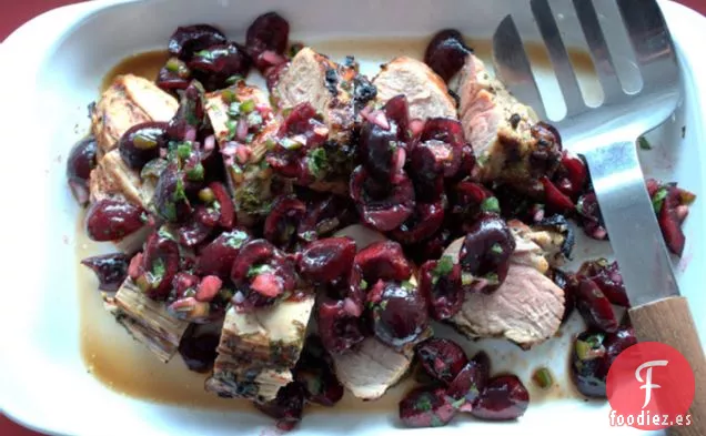 Solomillo De Cerdo A La Parrilla Con Salsa Picante De Cereza Fresca