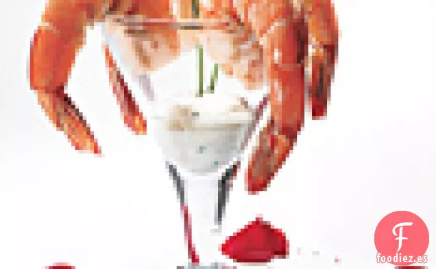 Camarones Escalfados con Salsa de Limón y Rábano Picante