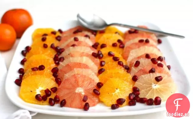 Ensalada De Cítricos y Granada Con Agua De Rosas y Jarabe de vainilla