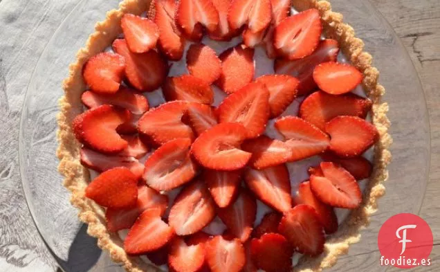 Tarta De coco y almendras Con Fresas