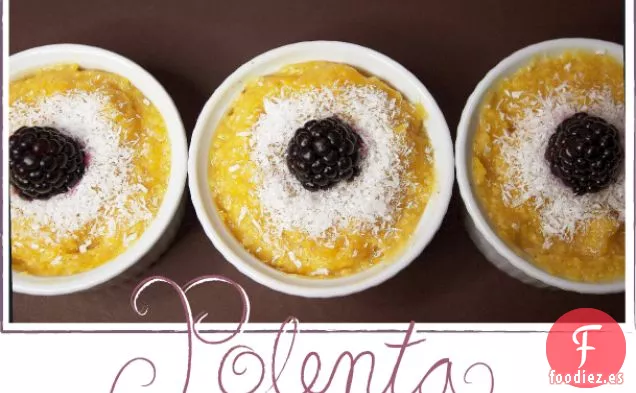 Pudín de Polenta de Mantequilla y Coco