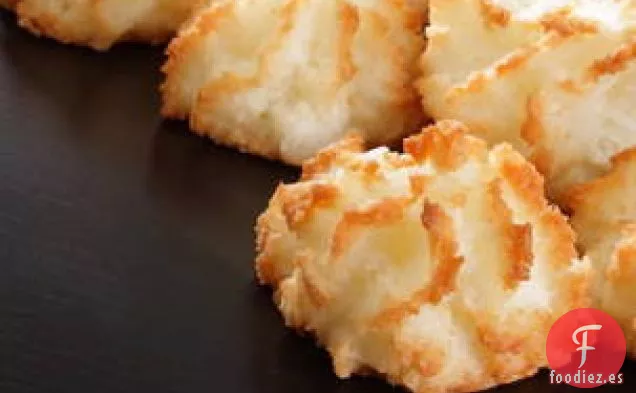 Macarrones De Coco Y Chocolate