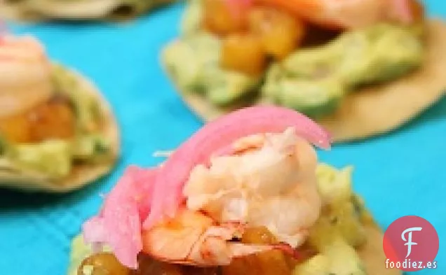 Tostadas de Camarones escalfados con Coco
