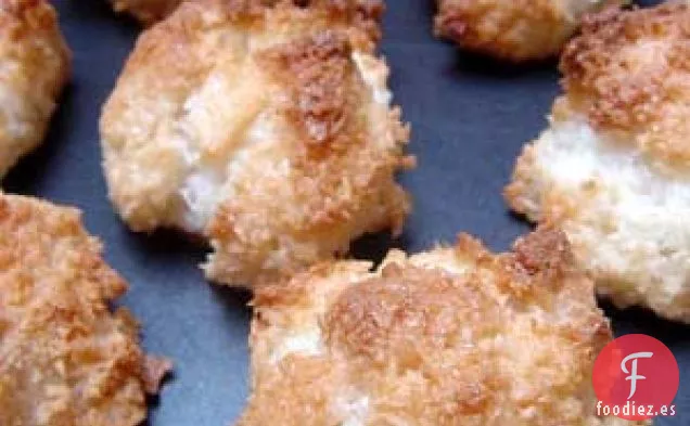 Macarrones De Coco Y Chocolate