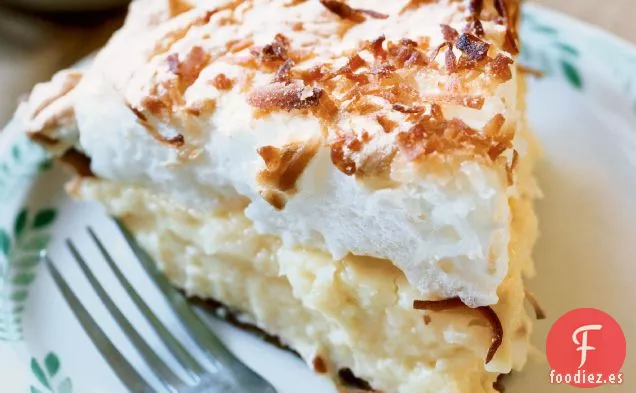 Pastel de Merengue con Crema de Coco