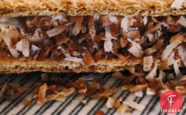 Sándwiches de Helado de Coco Tostado