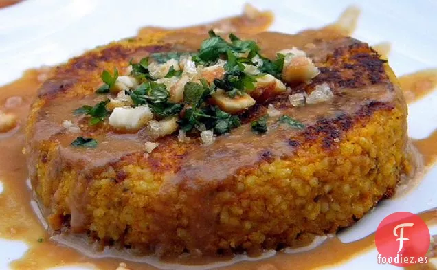 Empanadas De Calabaza Y Cuscús Con Salsa De Coco Y Maní