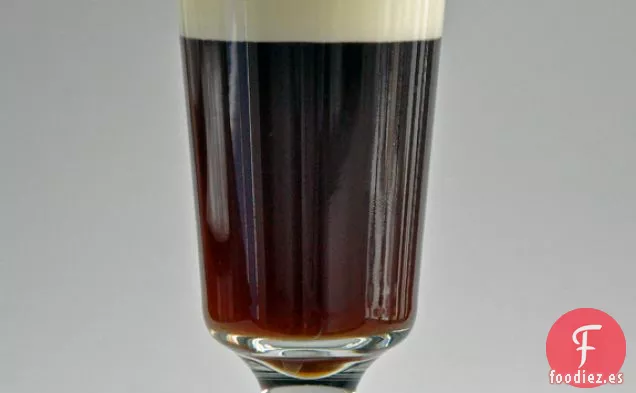 Cócteles Clásicos: Receta de Café Irlandés