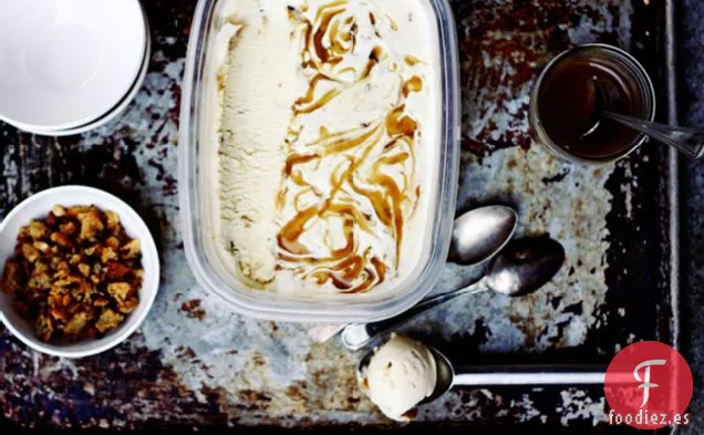 Helado De Galletas Desmenuzado Con Caramelo Espresso