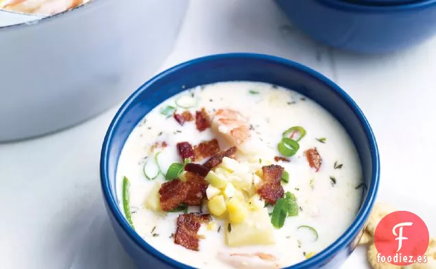 Sopa de Maíz y Camarones con Tocino