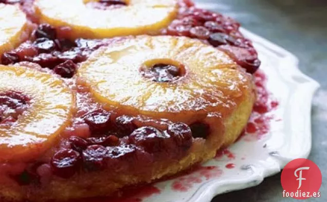 Pastel de Especias de Piña y Arándano