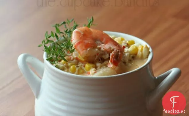 Sopa de coco, maíz y camarones