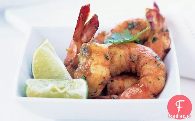 Camarones Asados al Curry con Chutney y Yogur