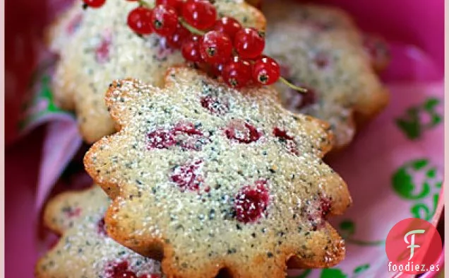 Pasteles De Hierba De Limón, Vainilla Y Grosella Roja