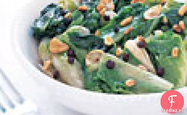 Escarola Estofada con Grosellas y Piñones