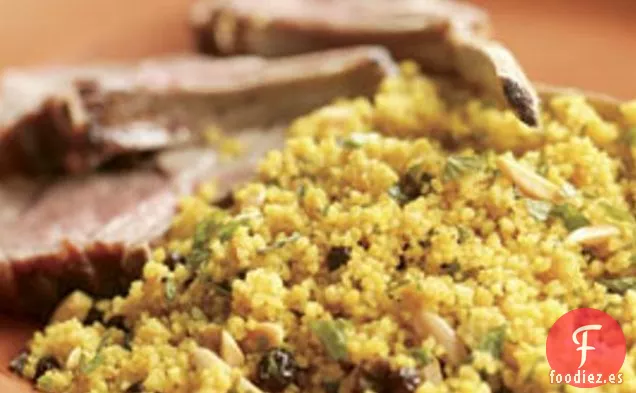 Cuscús Picante Pilaf Con Almendras, Grosellas y Menta
