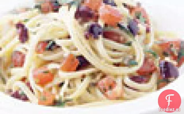 Linguini con Salsa de Puttanesca