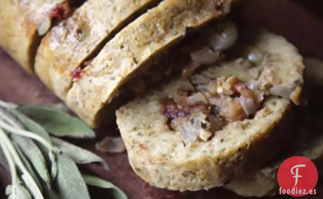 Rollo de Seitán Al Horno Con Relleno de Salvia, Dátiles y Nueces