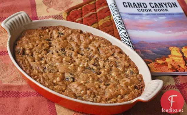 Budín de Dátiles y Piñones sin Gluten del Libro de Cocina del Gran Cañón