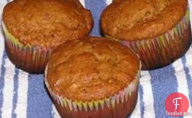 Magdalenas de Naranja con Motas de Dátiles