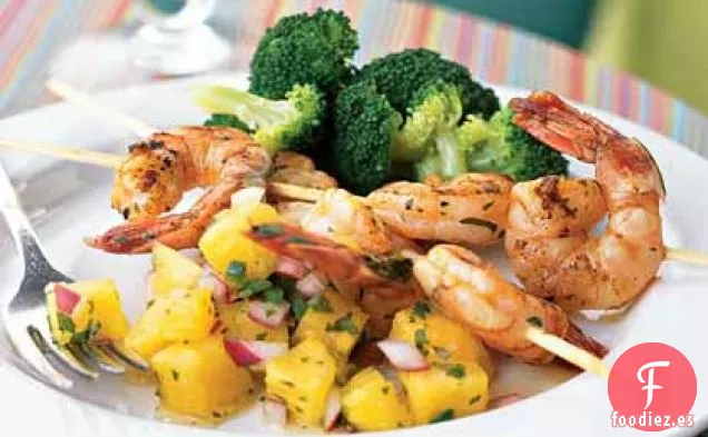 Sate de Camarones con Salsa de Piña