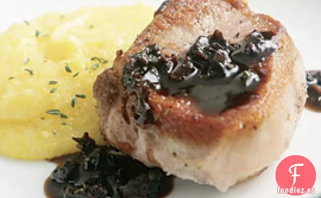 Chuletas De Cerdo Asadas Al Fuego Con Salsa Balsámica De higos