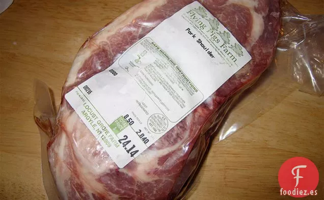 Paleta De Cerdo Con Patatas Azules