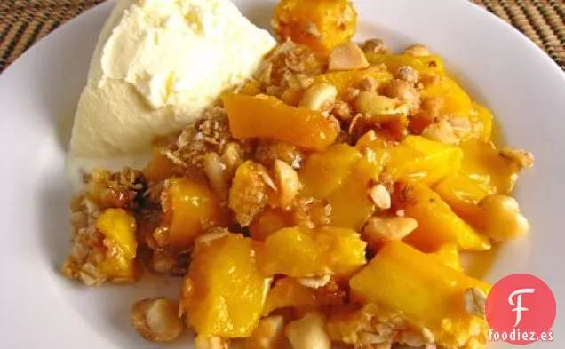 Crujiente De Mango Con Corteza De Nuez De Macadamia