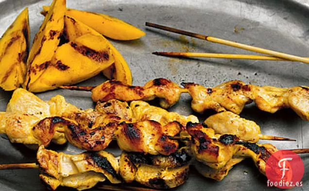 Brochetas de Pollo con Mango a la Parrilla