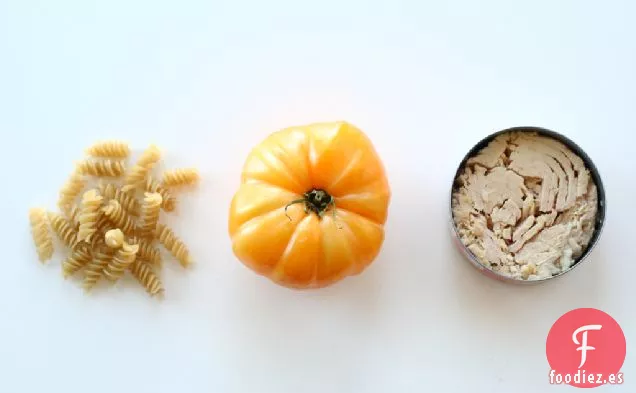 Pasta Con Tonnato Y Tomate