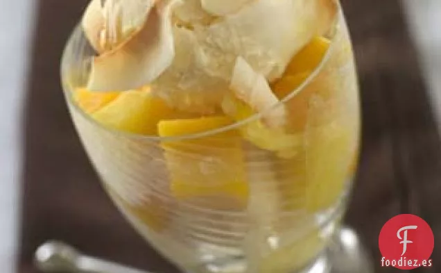 Fruta Tropical Salteada Con Helado