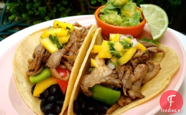 Tacos De Champiñones De Ostras Con Salsa De Mango Dulce