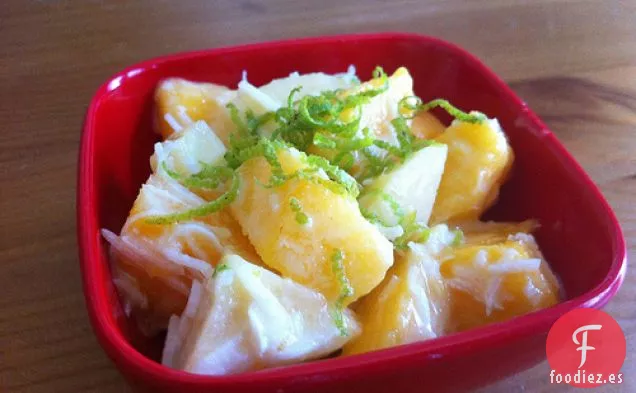 Ensalada De Manzana Y Mango Con Aderezo De Lima Y Jengibre