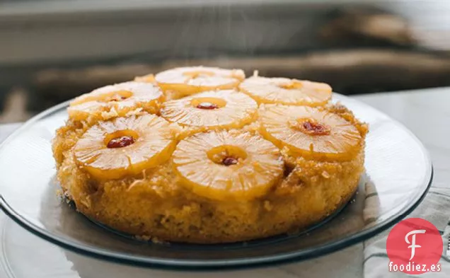 Tarta Invertida de Piña y Coco