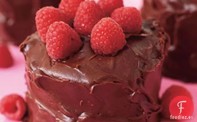Pastel de Ángel con chocolate y frambuesa