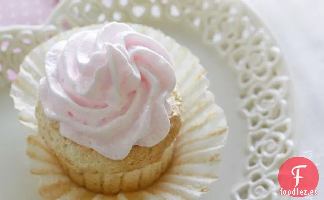 Pastelitos Dulces De Ángel Ligeros Con Glaseado De Merengue