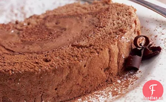 Rollo de Pastel de Chocolate Ligero y Cremoso