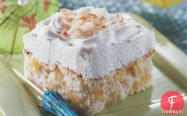 Pastel de Piña Colada
