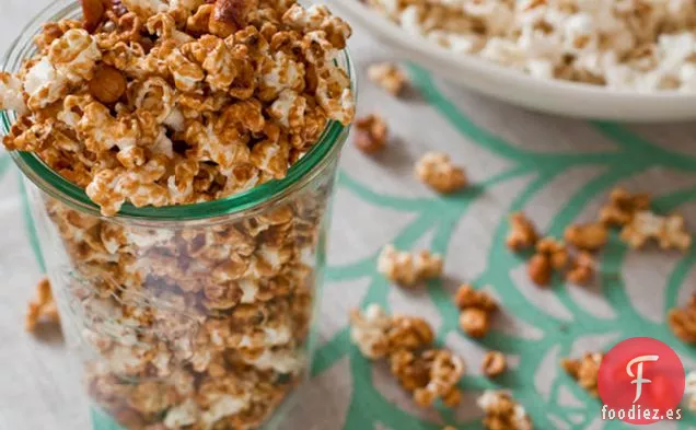 Maíz Con Caramelo De Azúcar Morena Con Flor De Sal