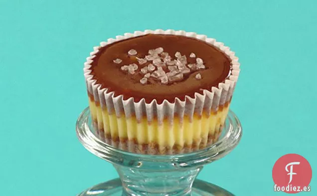 Tazas de Tarta de Queso con Caramelo Salado