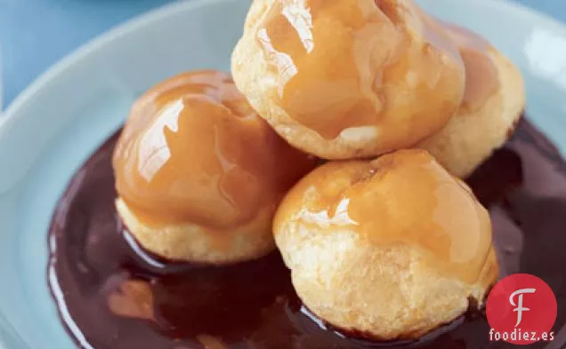 Bollos de Crema de Caramelo y Chocolate