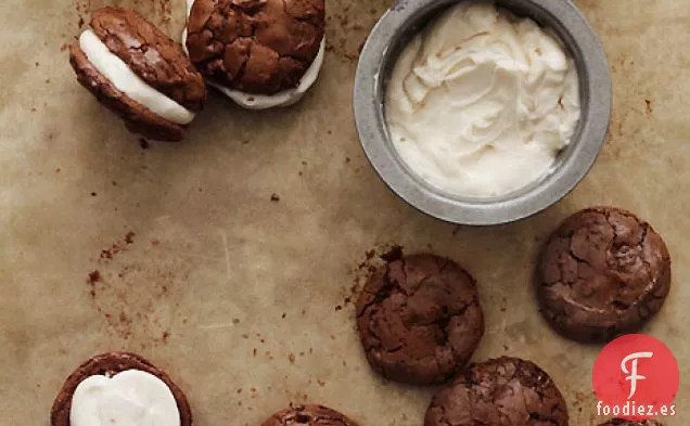 Galletas de Brownie con Relleno de Crema de Caramelo Salado
